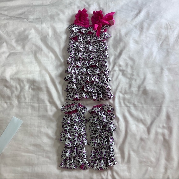 Boutique Pink Leopard Ruffle Romper With Matching Leg Warmers - Picture 2 of 10